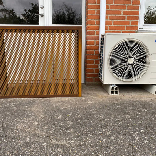 Overkapping voor warmtepomp van cortenstaal