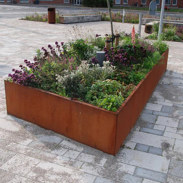 Maatwerk: Plantenbak met bodem