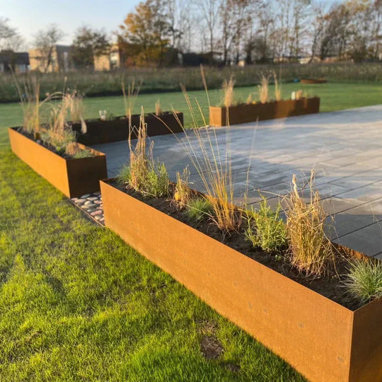 Maatwerk: Plantenbak met bodem