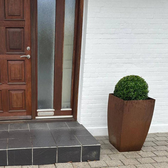 Conische plantenbakken