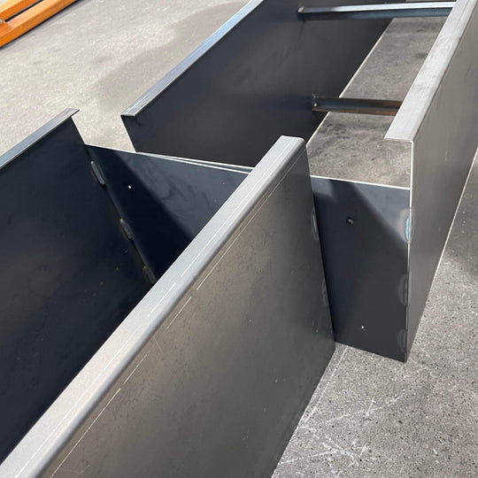 Maatwerk: Plantenbak, lang model +200 cm (met bodem)