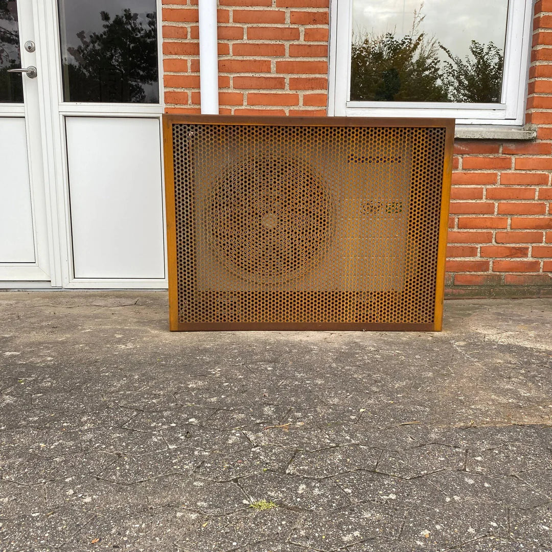 Overkapping voor warmtepomp van cortenstaal