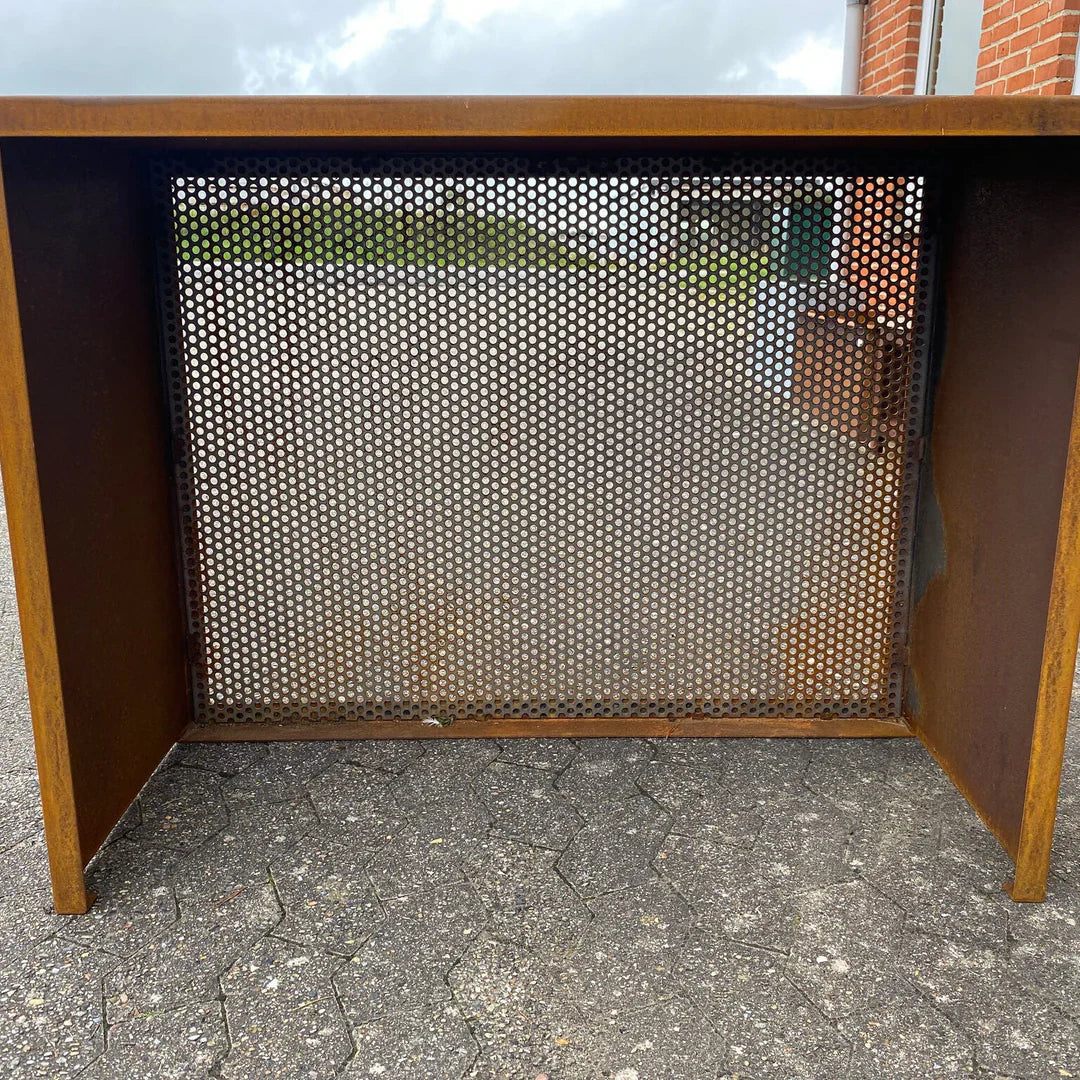 Overkapping voor warmtepomp van cortenstaal