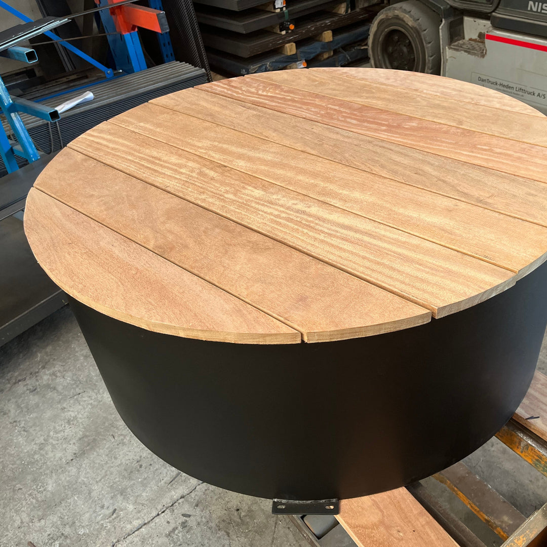 Ronde bank/platform van gepoedercoat staal