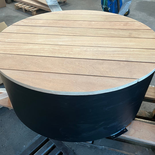 Ronde bank/platform van gepoedercoat staal