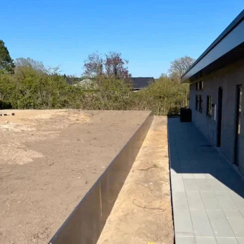 Keerwand van cortenstaal