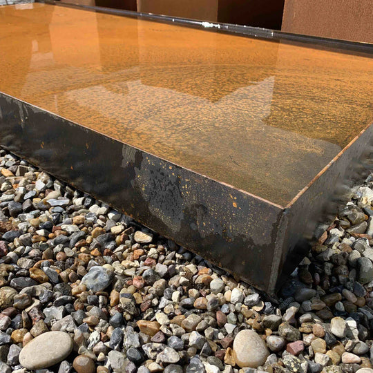 Maatwerk: Waterbassin van cortenstaal