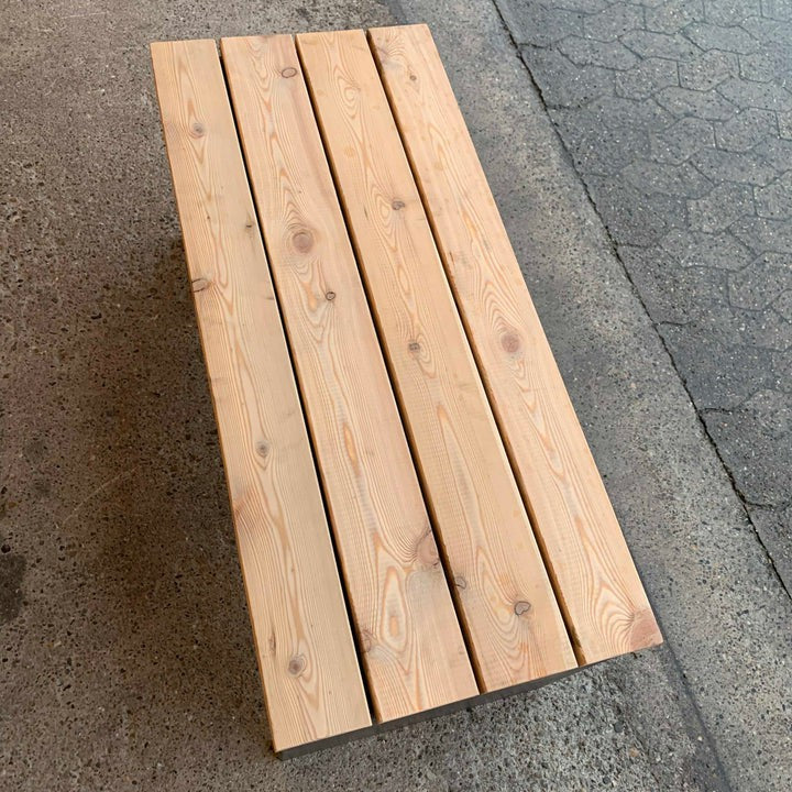 Bank van cortenstaal