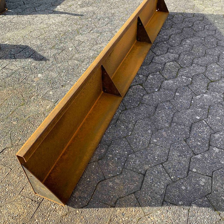 Keerwand van cortenstaal